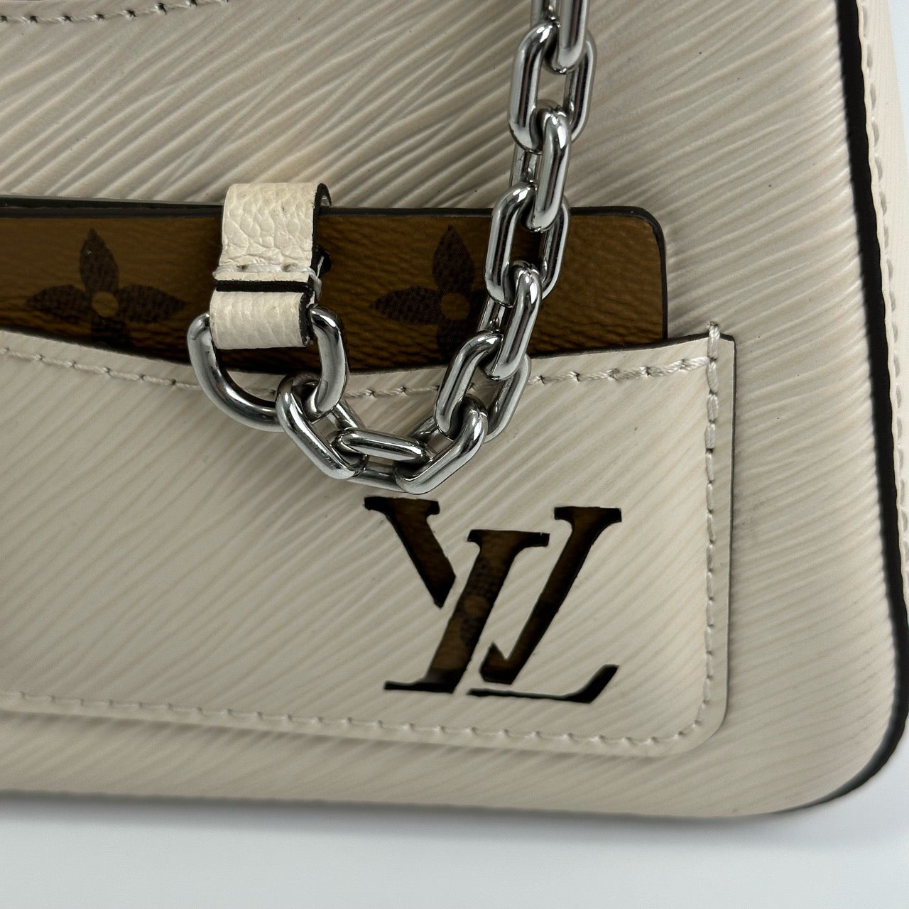 Lv Water Ripple Handheld SIG Chip