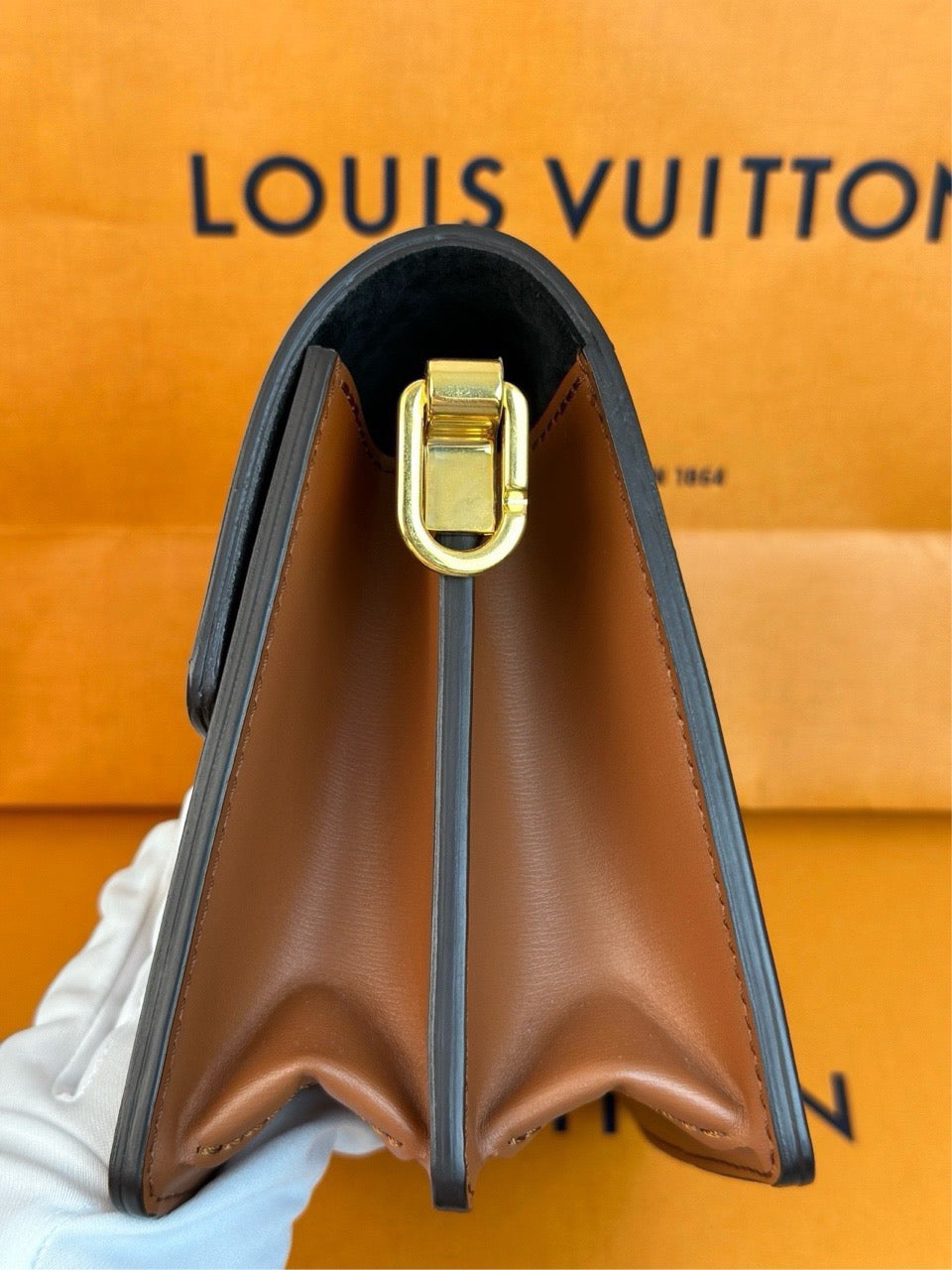 LV DAPHNE small size