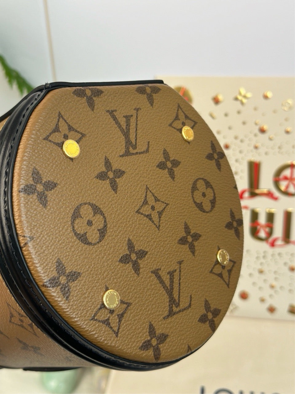 LV Louis Vuitton Chip Edition Fortune Bucket