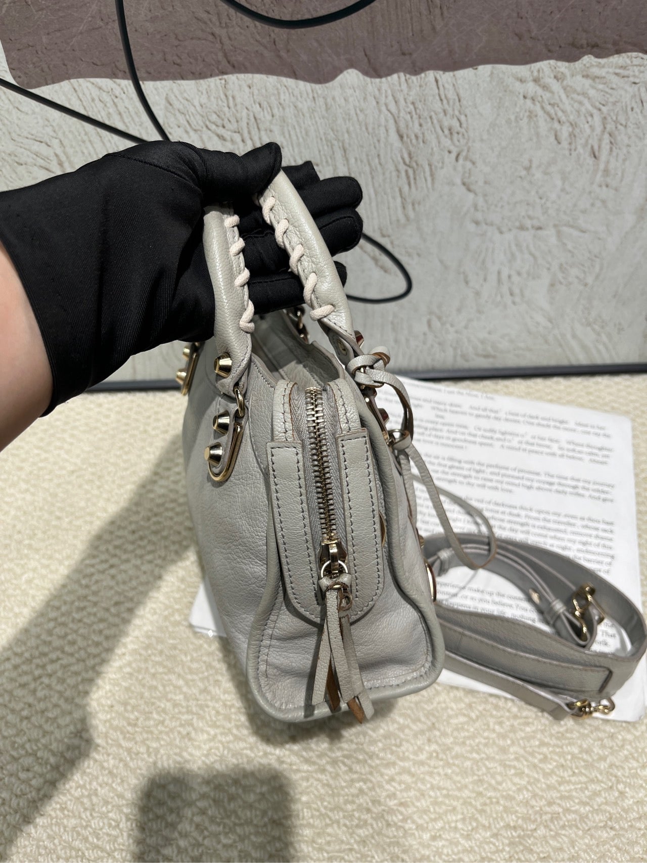 Balenciaga / Balenciaga high-end gray gold buckle goat leather modern mini motorcycle bag handbag shoulder