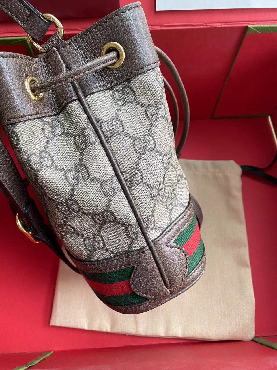 Gucci Gucci Ophidia Mini Presbyopia small bucket bag classic double G pattern