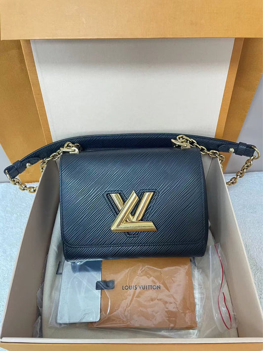 Lv TWIST black gold small twist black gold chip section 98 %new