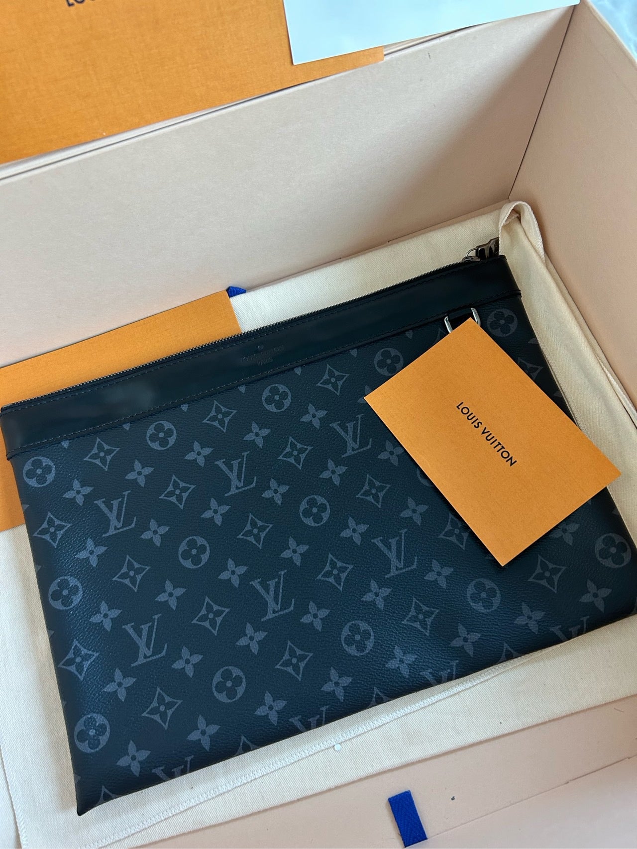 [New unused set] Thin handbag LV Louis Vuitton Black Samurai Pochette Voyage Old Flower Black Flower Handbag