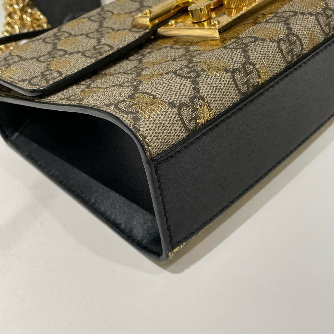 Gucci Gold Foil Small Padlock Bee Moonlight Box Chain Bag
20*13*7