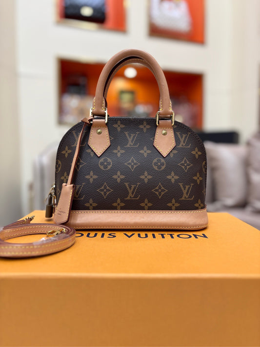 LV Louis Vuitton Alma BB shell bag, 19 years with chip M53152, can be carried, cross-body, shoulder bag