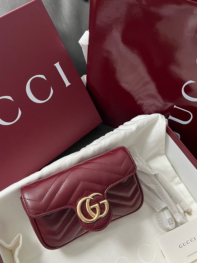 GUCCI GG Marmont series double G logo chain-stitched shoulder bag mini wine red angora red women's ~