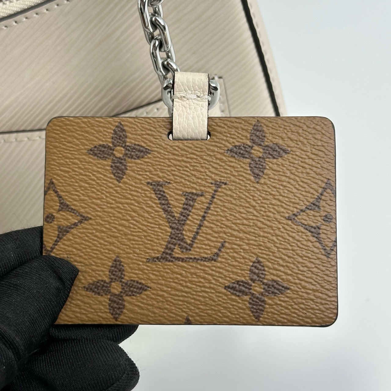 Lv Water Ripple Handheld SIG Chip