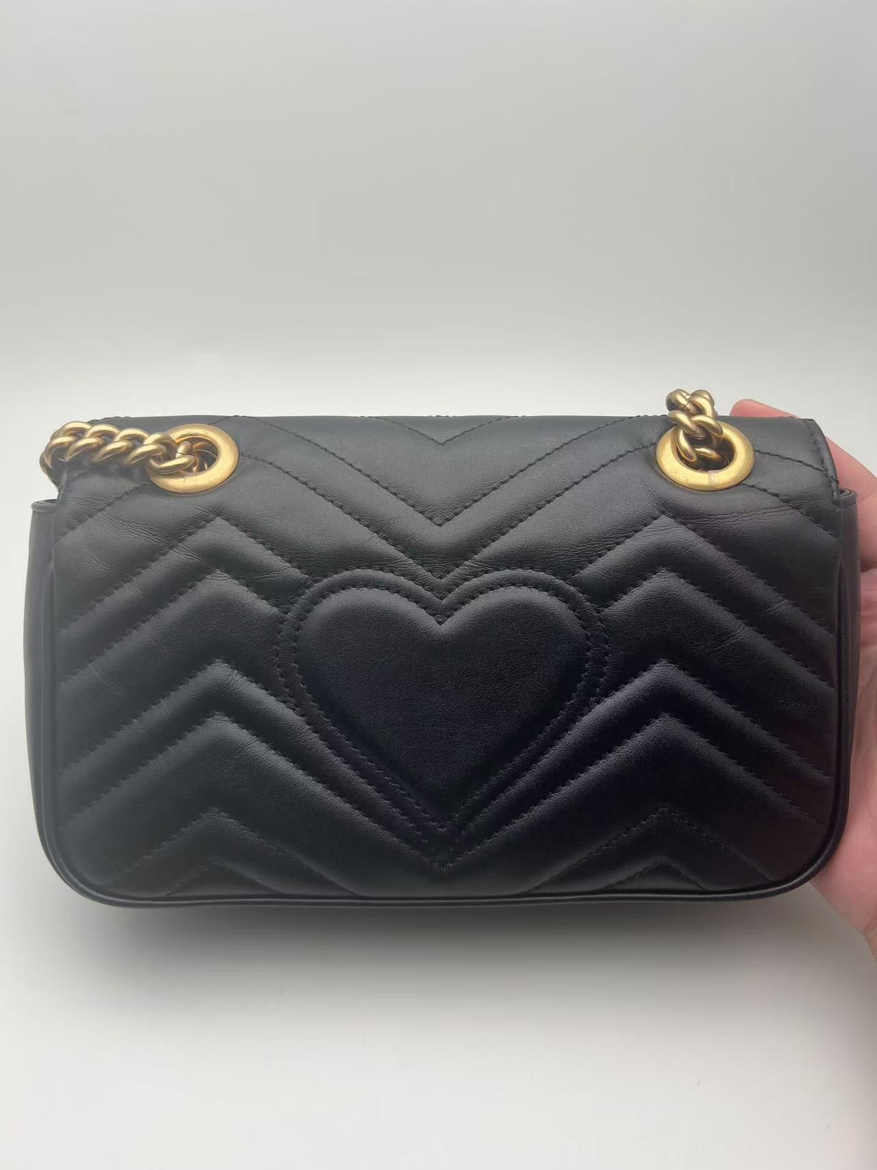 Gucci Gucci Black Gold Small Mammon 22 Crossbody Bag Chain Bag Size: 22 * 13 * 6