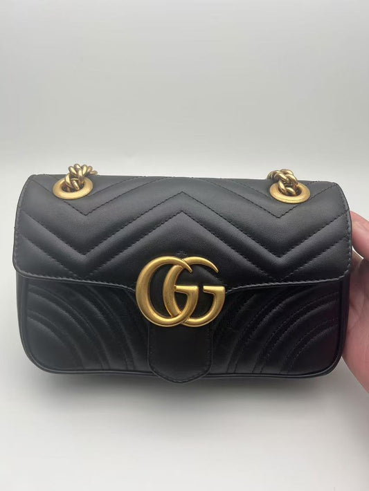 Gucci Gucci Black Gold Small Mammon 22 Crossbody Bag Chain Bag Size: 22 * 13 * 6