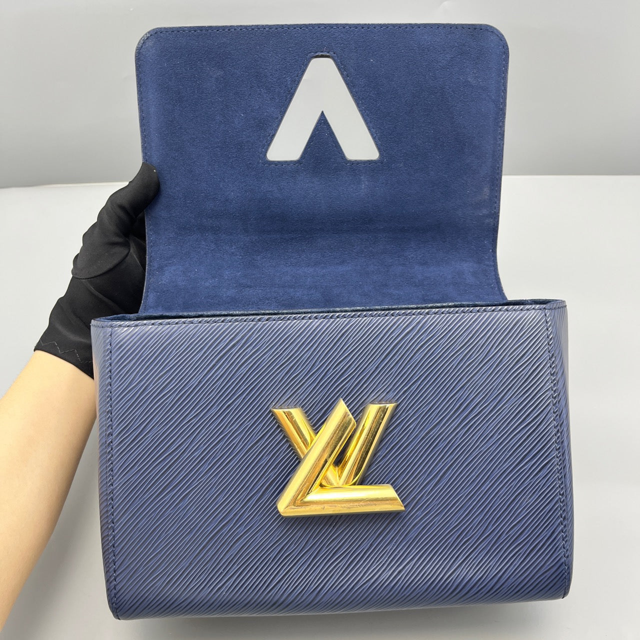 LV Louis Vuitton twist medium blue gold water ripple 2018 years