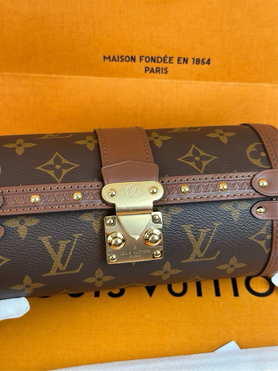 LV Louis Vuitton Barbie Dragon 2024th month ticket